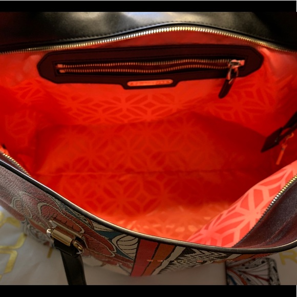 Trina Turk large tote - Picture 8 of 8